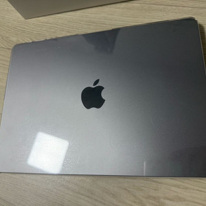 맥북에어 m3 13인치 512gb 풀박스 배터리100% 보증기간 27년2월 팝니다 애플 Macbook air