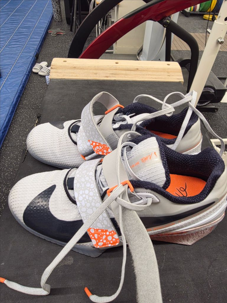 나이키 로말레오4se 250 이미지