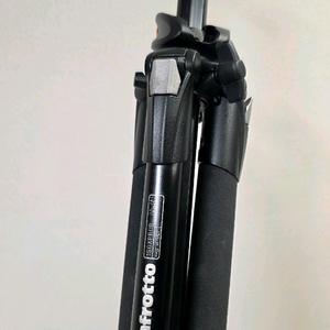 맨프로토 190x prob 삼각대 팝니다