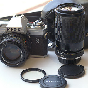 미놀타 x300,x-300 팝니다(콘덴서 미리교환,케이스,랜즈2개세트)