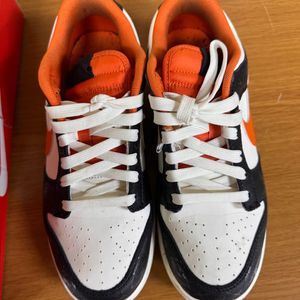 나이키 오렌지 조던 범고래