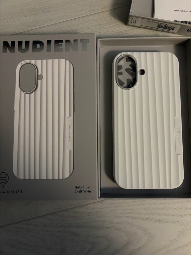 누디언트 아이폰17 씬케이스 볼드 케이스--1