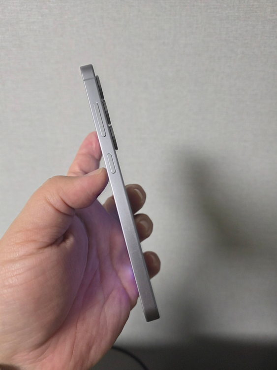 갤럭시 S25 실버 256기가 SS급 자급제 팔아요~--1