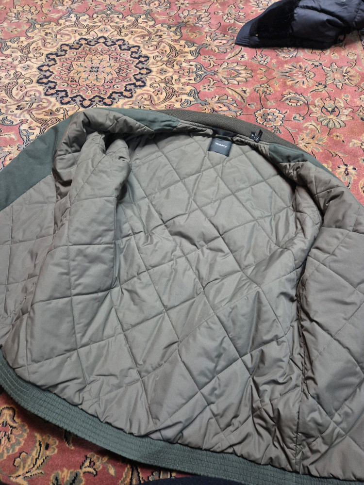 띠어리 남성 붐버 자켓--2