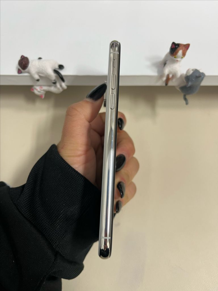 아이폰Xs 256G 실버 S급!--5