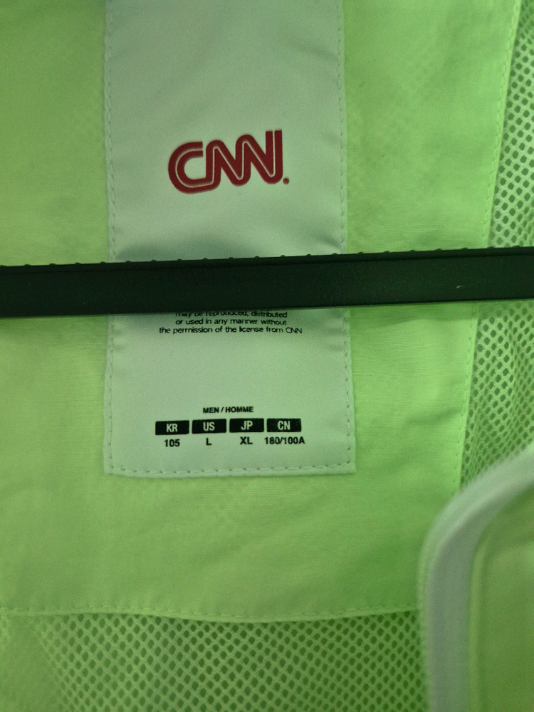(새상품)CNN 바람막이 트랙 자켓--3