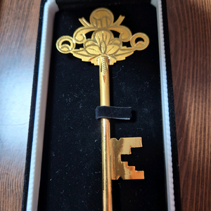 순금 황금 열쇠