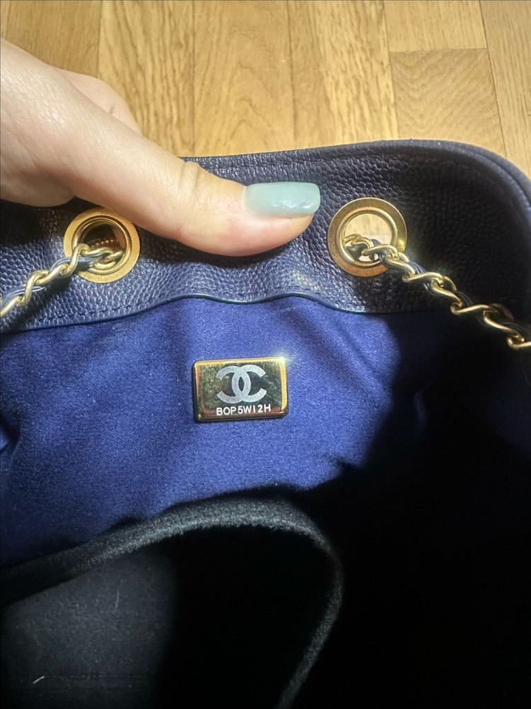 샤넬 25백 미듐 네이비--4