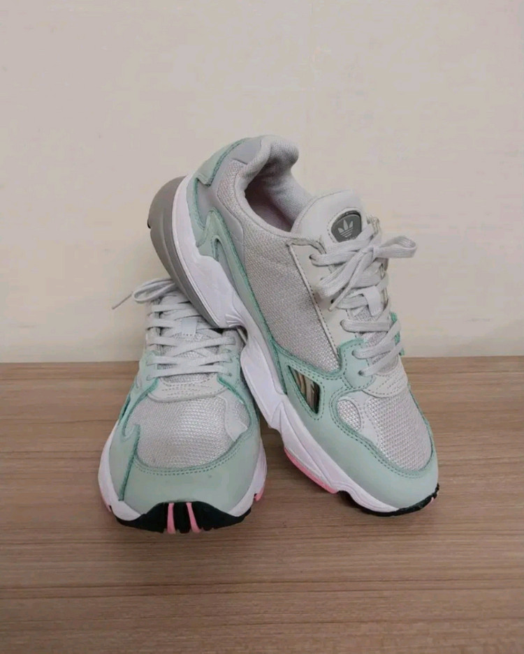 여성 아디다스 오리지널 팔콘 운동화 (240)--1