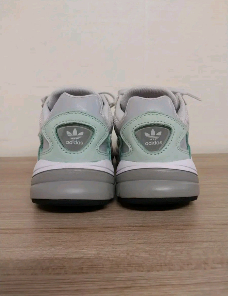 여성 아디다스 오리지널 팔콘 운동화 (240)--5
