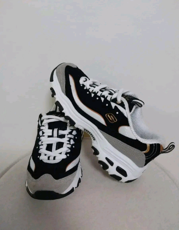 여성 스케쳐스 딜라이트 익스트림 골드팬더 운동화, 워킹화 (220) 이미지