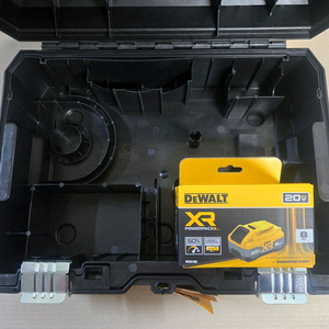 디월트 정품 dcb2108 티스텍케이스 국내정발품 파워팩8ah배터리 디월트배터리 디월트밧데리 디월트그라인더 케이스