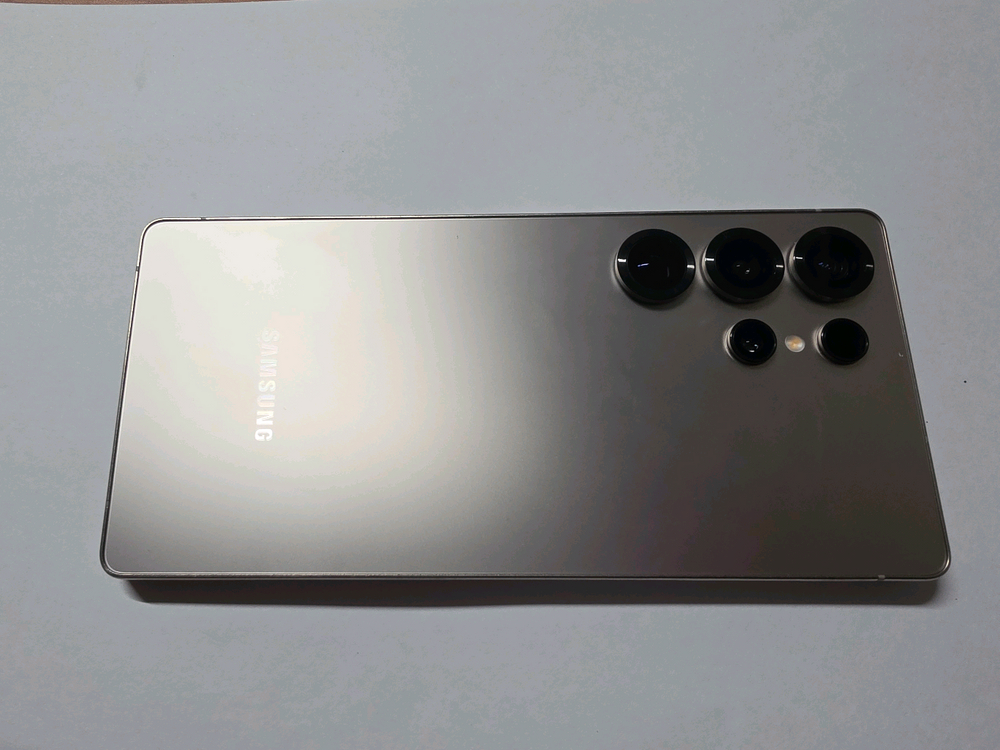 갤럭시 S25 울트라 1T 자급제 팝니다.--1