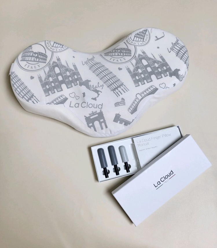 라클라우드 프리미엄 핑거필로우 기능성 지압베개 새상품--1