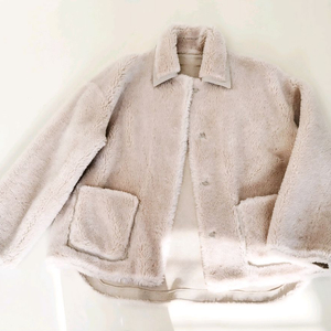 르꼬르망 뽀글이 자켓