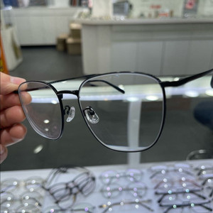 빅사이즈 티타늄 안경 팝니다