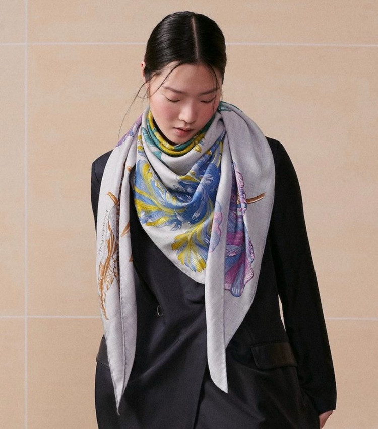 에르메스 튤립자이언트 트라이앵글숄--2