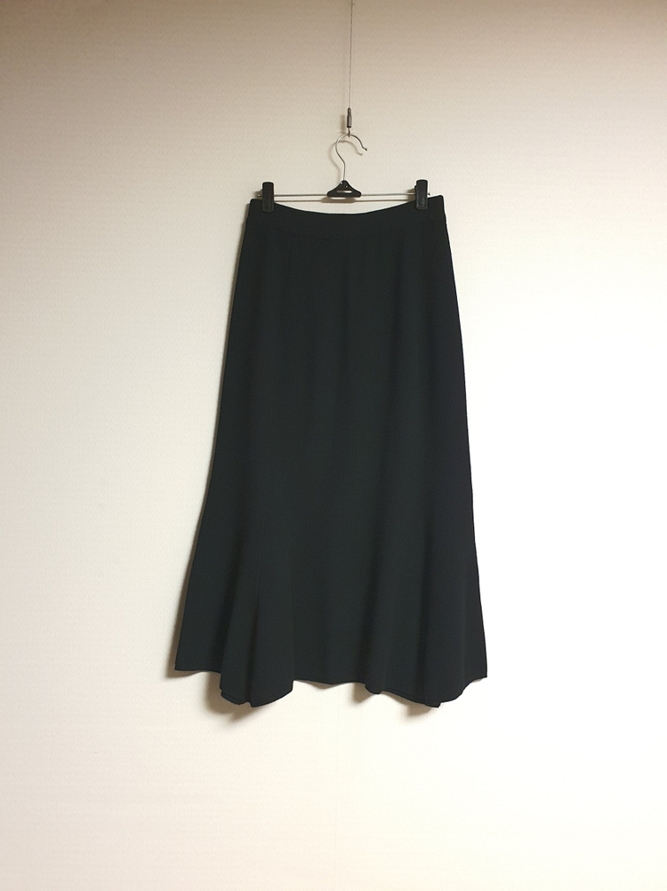 델라라나 DELLALANA 립 니트 플레어 스커트 프리사이즈 정품--1