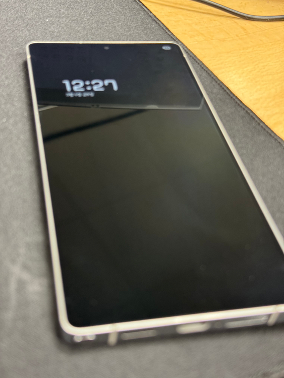 갤럭시 S25 울트라 512GB S급 풀박 (삼케플 양도가능)--3