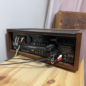 빈티지 리시버 앰프 이미지