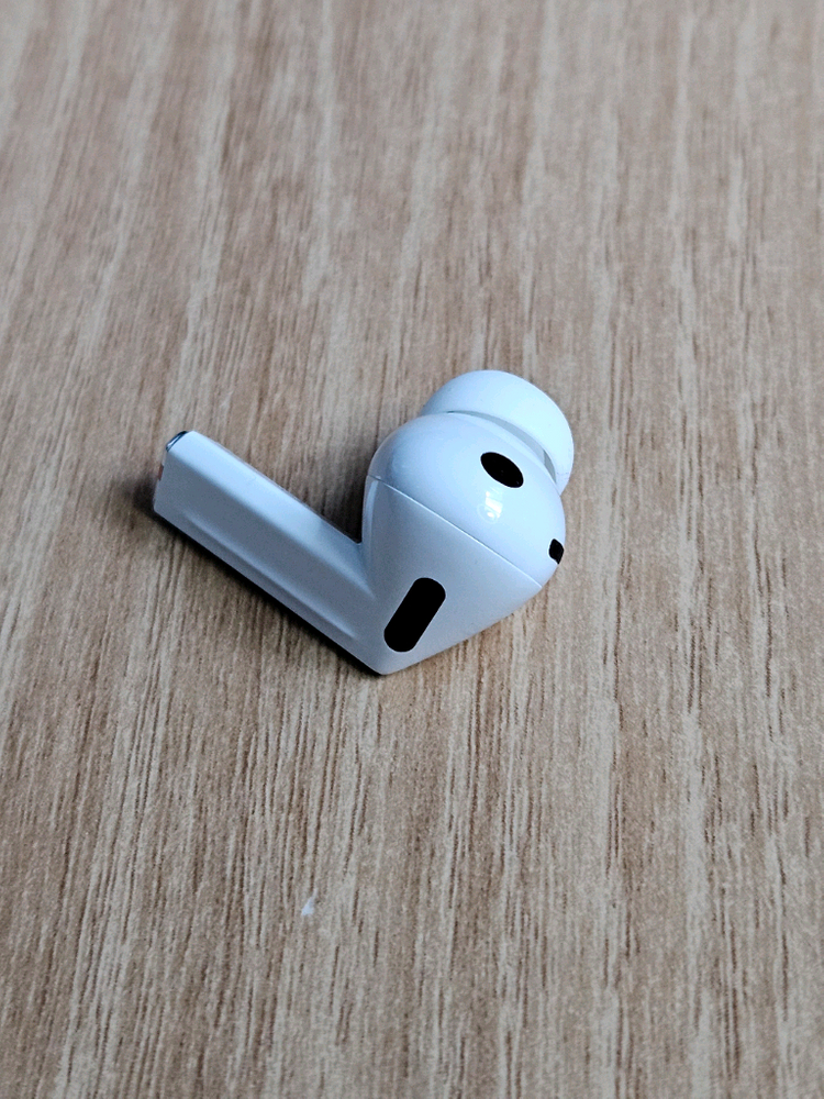 갤럭시 버즈3프로 화이트 오른쪽 유닛--2