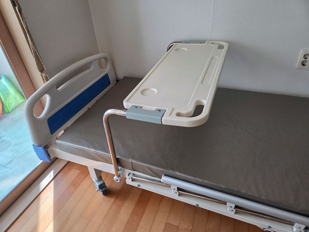 전동 환자용 침대 이미지