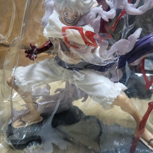 원피스 루피 피규어 새상품 처분