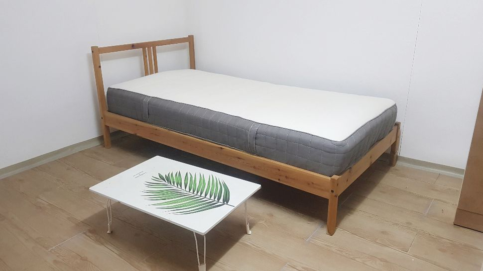 이케아 Hovag 싱글메트리스(반접힘 승용차들어가요)--2