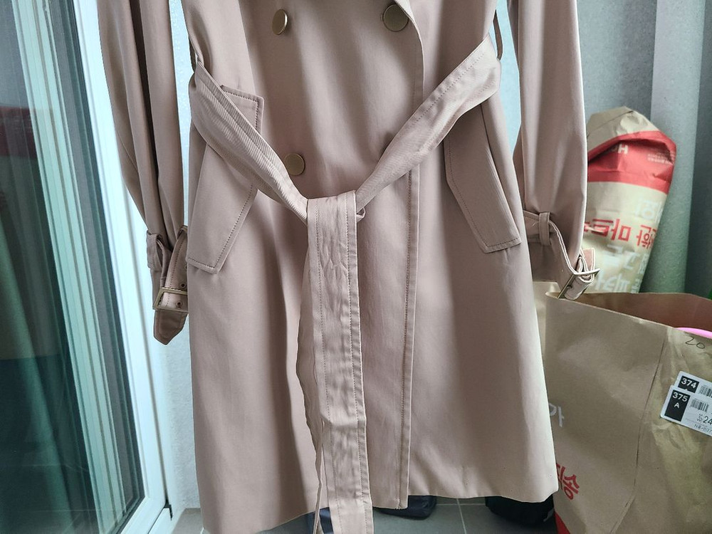 여성의류(원피스,LIST 리스트트렌치 코트) 이미지