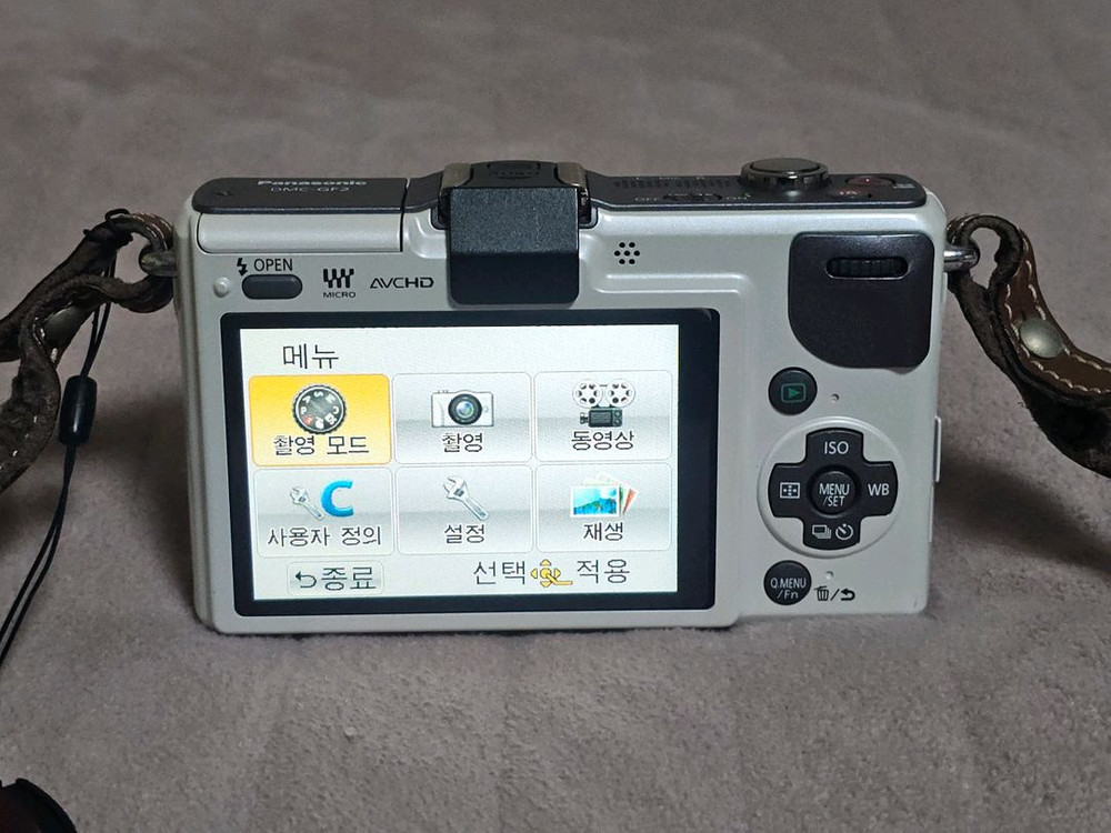 파나소닉 루믹스 GF2 미러리스 카메라 이미지