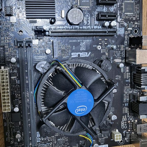 ASUS 메인보드 Intel CPU 쿨러, ASUS h310m c, Intel i7 9700 이미지
