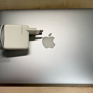 맥북에어 2011 11인치 (A1369)