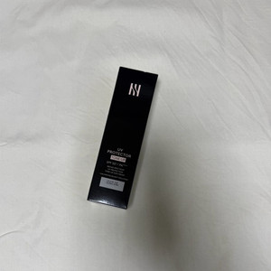 헤라 UV 프로텍터 톤업 선크림 새상품