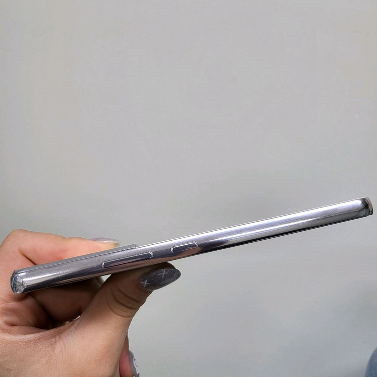 S급 갤럭시 S22 256기가 화이트 256GB 판매합니다--2