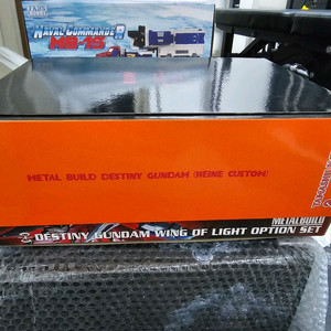 메탈빌드 데스티니 하이네버전+빛의 날개 팝니다.