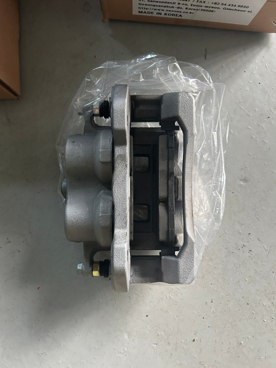 KA4 카니발 브레이크 디스크 캘리퍼 세트--2