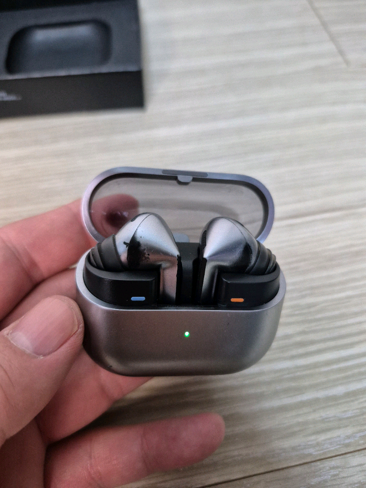 갤럭시 버즈3프로 풀박스 팝니다--4