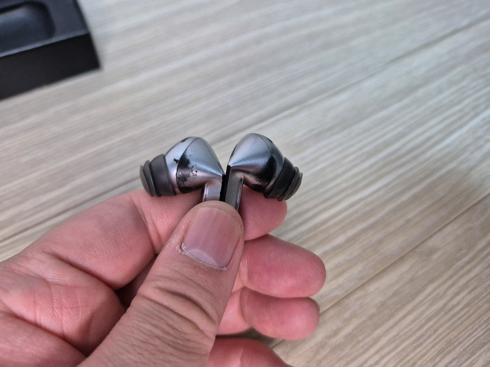 갤럭시 버즈3프로 풀박스 팝니다--5