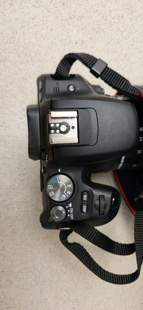 캐논 EOS 200D &EF-S 18-55 IS STM 렌즈 풀셋 팝니다--7