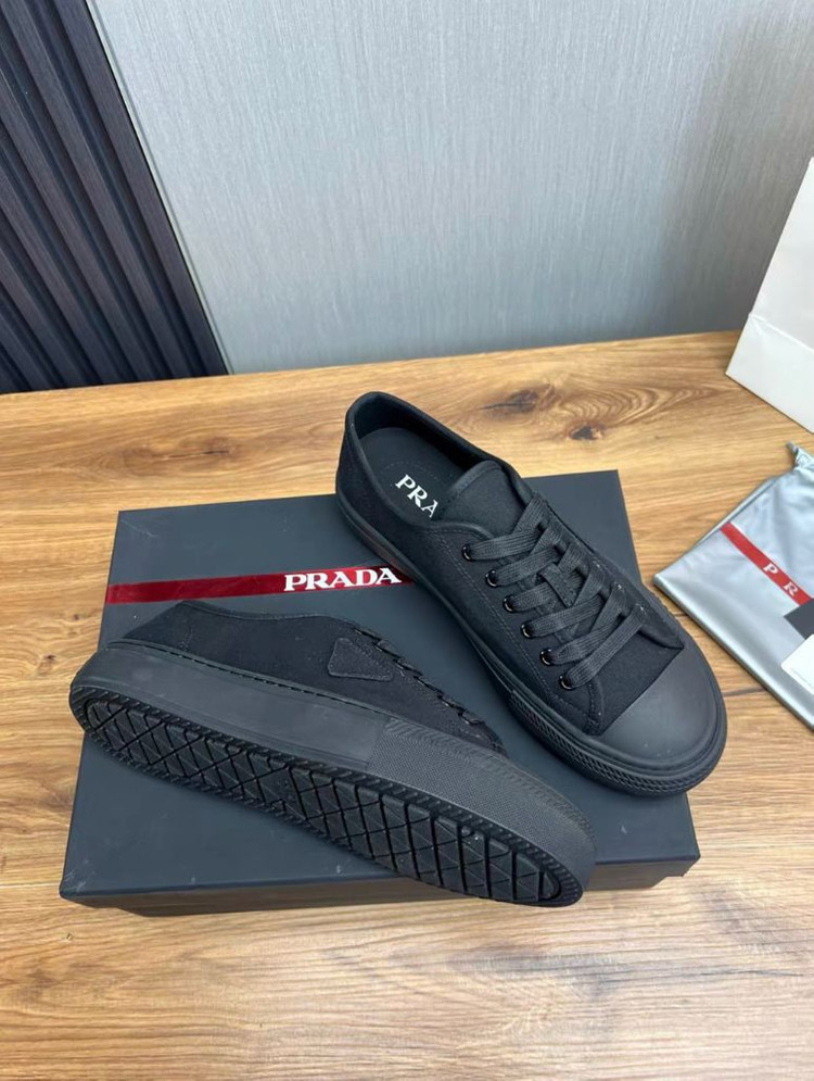 프라다 험프 스니커즈--3