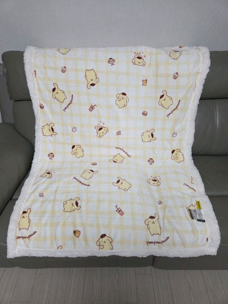 산리오 시나모롤 헬로키티 극세사 양털 쇼파 담요--1