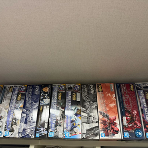 RG 뉴건담 사자비 한정판 일반 미개봉 팝니다 이미지