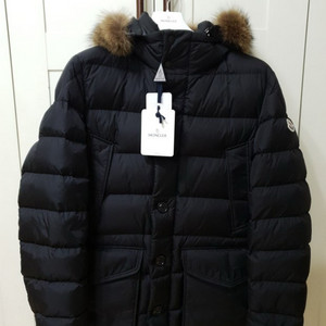 몽클레어 클루니 4사이즈 새상품