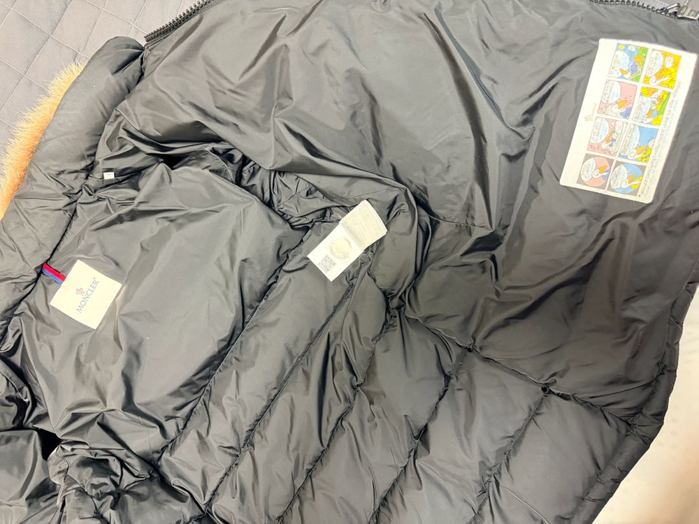 몽클레어 클루니 이미지