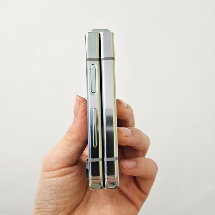 갤럭시 Z플립5 / S급 / 3-21--3