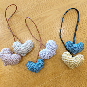 핸드메이드 뜨개 하트 가죽끈키링