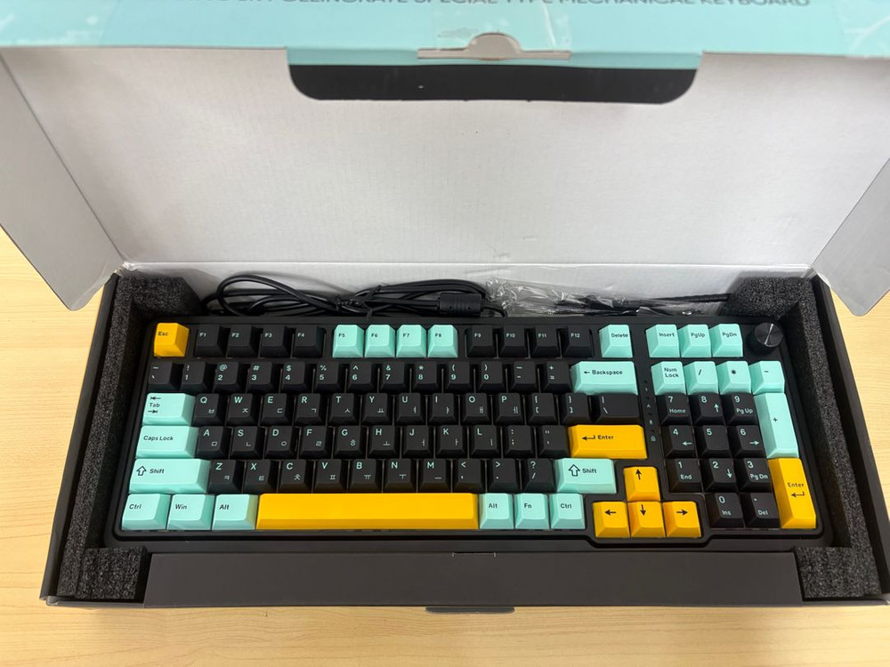 [키보드] 앱코 AK998 특주축 유선 기계식 게이밍 키보드 블랙 피치축 이미지