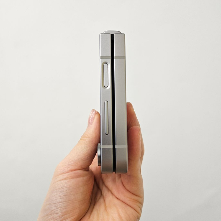 갤럭시 Z플립6 / S급 / 3-20--3