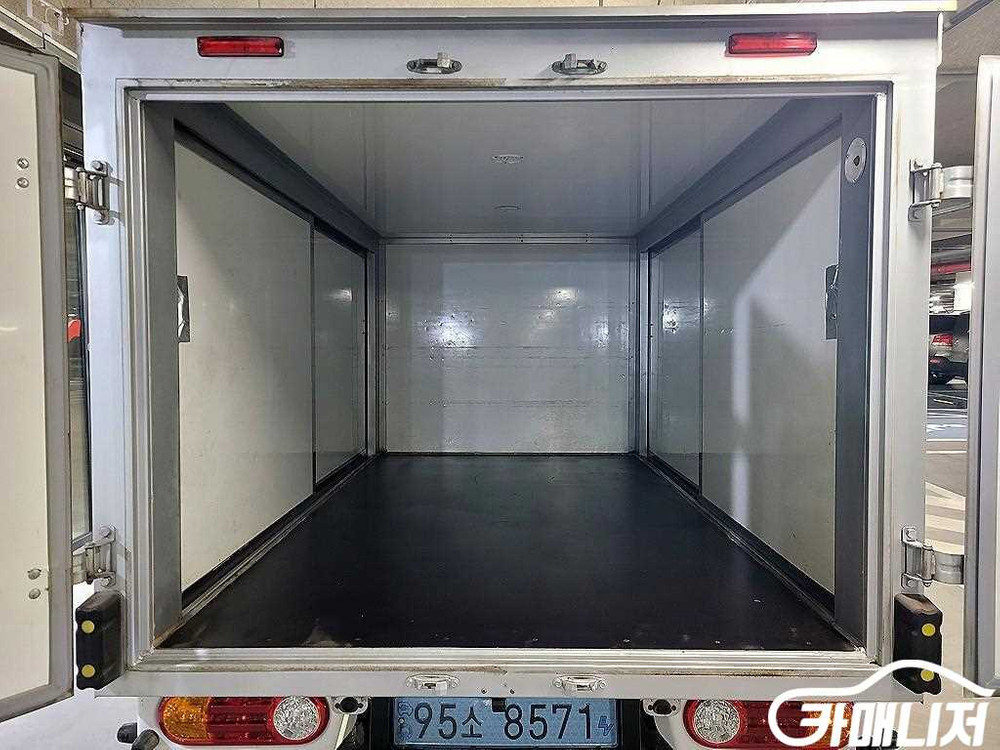 [소형화물][저상내장탑]포터2 (EV) 1.0톤/슈퍼캡/초장축 (3인승 /1톤) #3월급매--5