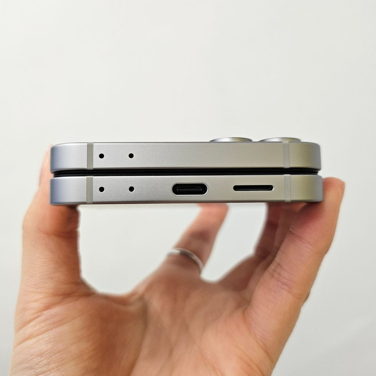 갤럭시 Z플립6 / S급 / 3-20--4